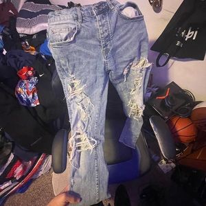 Amiri Jeans (32)